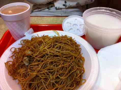 hing won hk style fried noodles and plain congee - ©DirtCheapNYC.com